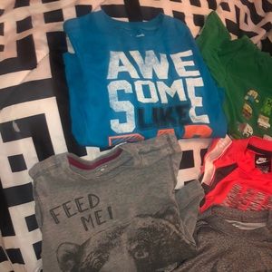 * USED* Boys shirts and one pair of sweats 🎁✅